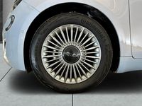 Gebraucht Fiat 500e Tech 69 kW (95 PS) 2023 Himmel blau Kleinwagen