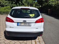 Gebraucht Ford Focus 125 PS (91 kW) 2016 Weiß Kombi