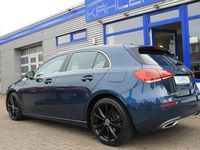 Gebraucht Mercedes A200 Progressive 163 PS (119 kW) 2020 Blau Limousine