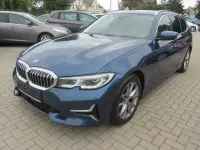 Gebraucht BMW 320 Luxury Line 190 PS (139 kW) 2021 Blau Kombi