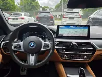 Gebraucht BMW 530e M Sport 292 PS (214 kW) 2021 Carbonschwarz metallic Kombi