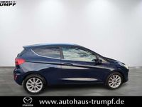 Gebraucht Ford Fiesta Titanium 101 PS (74 kW) 2018 Blazerblau Kleinwagen