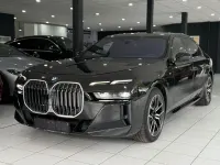 Gebraucht BMW 740 Executive 286 PS (210 kW) 2023 Schwarz Limousine