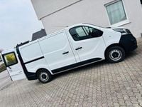 Gebraucht Opel Vivaro 2017 Weiß Van / Kleinbus