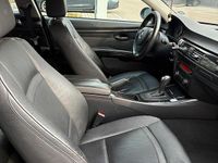 Gebraucht BMW 330 231 PS (169 kW) 2008 Silber Coupé