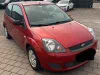 Gebraucht Ford Fiesta 60 PS (44 kW) 2008 Rot Kleinwagen