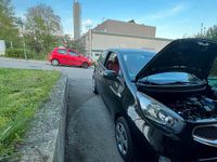 Second-hand Kia Picanto 69 CP (50 kW) 2013 Negru Hatchback