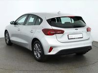 Używany Ford Focus Titanium 125 KM (91 kW) 2023 Srebrny Sedan/Limuzyna
