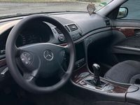 gebraucht Mercedes E200 