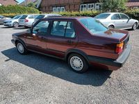 Second-hand VW Jetta 69 CP (50 kW) 1991 Roșu Berlinǎ