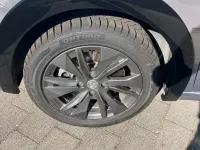 Gebraucht Peugeot e-208 Active 100 kW (136 PS) 2022 Silber Kleinwagen