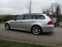 Gebraucht BMW 330 245 PS (180 kW) 2011 Silber Kombi