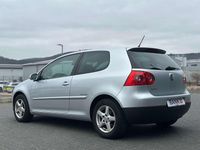 Gebraucht VW Golf VI United 80 PS (58 kW) 2008 Reflexsilber metallic Kleinwagen