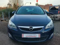 Używany Opel Astra 101 KM (74 kW) 2011 Niebieski Kombi