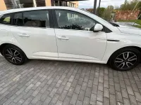 Gebraucht Renault Mégane IV Play 132 PS (97 kW) 2017 Weiß Limousine
