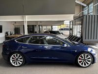 Second-hand Tesla Model 3 258 kW (351 CP) 2019 Albastru Berlinǎ