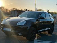 Second-hand Porsche Cayenne 250 CP (183 kW) 2007 Negru SUV