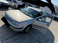 Gebraucht VW Golf IV 115 PS (84 kW) 1999 Silber Kombi