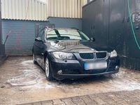 Gebraucht BMW 320 170 PS (125 kW) 2007 Schwarz Kombi