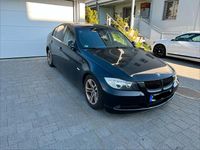 Second-hand BMW 318 129 CP (94 kW) 2007 Negru Berlinǎ