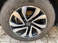 Gebraucht VW Tiguan Active 150 PS (110 kW) 2023 Schwarz SUV