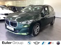Gebraucht BMW 220 Active Tourer Luxury Line 170 PS (125 kW) 2025 Gruen Van / Kleinbus