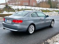 Gebraucht BMW 325 218 PS (160 kW) 2008 Grau Coupé