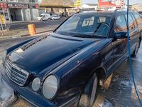 Gebraucht Mercedes E240 170 PS (125 kW) 2000 Blau Kombi