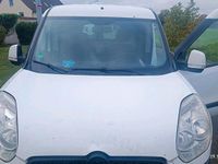 Gebraucht Fiat Doblò 105 PS (77 kW) 2011 Weiß Van / Kleinbus