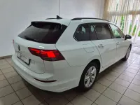 Gebraucht VW Golf VIII Life 116 PS (85 kW) 2023 Pure white Kombi