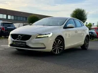 Gebraucht Volvo V40 120 PS (88 kW) 2016 Weiß Limousine