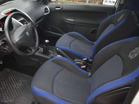 Gebraucht Peugeot 206+ 60 PS (44 kW) 2012 Lack weiss banquise Kleinwagen