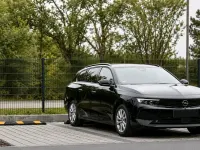 Gebraucht Opel Astra 110 PS (80 kW) 2024 Schwarz Kleinwagen