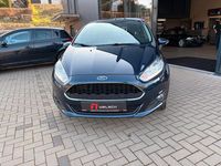 Gebraucht Ford Fiesta Celebration 101 PS (74 kW) 2017 Blau Kleinwagen