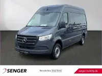 Gebraucht Mercedes Sprinter 170 PS (125 kW) 2024 Grau Van