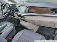 Gebraucht VW Multivan Style 150 PS (110 kW) 2022 Deep black perleffekt Van