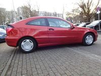 Gebraucht Mercedes C180 129 PS (94 kW) 2001 Orange
