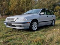 Gebraucht Volvo V40 116 PS (85 kW) 1997 Silber Kombi
