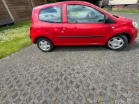 Gebraucht Renault Twingo 58 PS (42 kW) 2008 Rot Kleinwagen