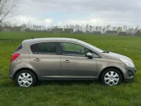 Gebraucht Opel Corsa 69 PS (50 kW) 2011 Braun Kleinwagen