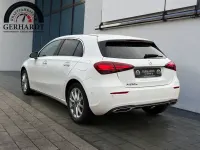 Gebraucht Mercedes A250 163 PS (119 kW) 2023 Weiß Limousine