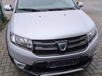 Gebraucht Dacia Sandero Prestige 90 PS (66 kW) 2015 Grau Limousine