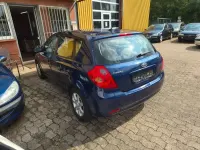 Gebraucht Kia Ceed LX 109 PS (80 kW) 2008 Blau Kleinwagen