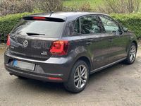 Gebraucht VW Polo Allstar 90 PS (66 kW) 2016 Grau Kleinwagen