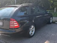 Gebraucht Mercedes C180 143 PS (105 kW) 2002 Schwarz Kombi