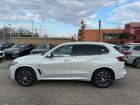 Gebraucht BMW X5 M Sport 286 PS (210 kW) 2022 Mineralweiß SUV