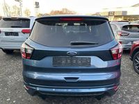 Gebraucht Ford Kuga ST-Line 242 PS (177 kW) 2018 Chromablau metallic SUV