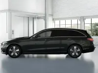 Gebraucht Mercedes C200 Avantgarde 204 PS (150 kW) 2025 Graphite grey Kombi