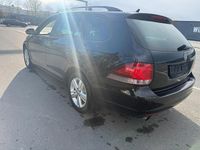 Gebraucht VW Golf VII 105 PS (77 kW) 2012 Schwarz Kombi