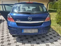 Gebraucht Opel Astra 105 PS (77 kW) 2007 Blau Limousine